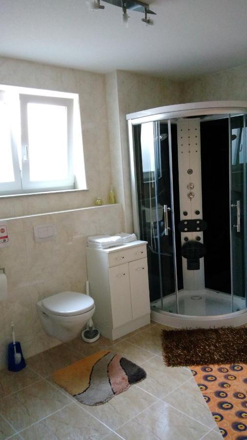 Ferienwohnung Keil Лар Екстер'єр фото